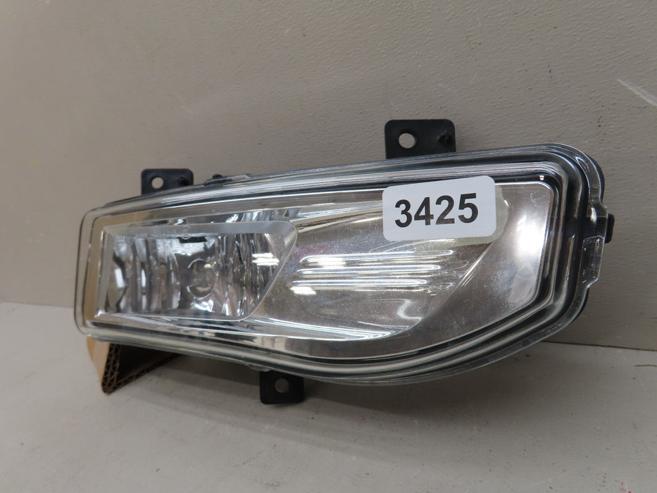 2016-2019 NISSAN ROGUE FRONT RIGHT PASSENGER FOG LIGHT AFTERMARKET 90078635