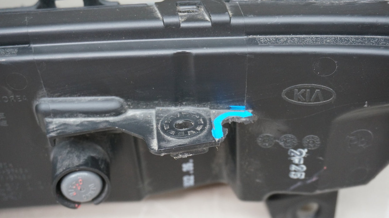 2020-2022 KIA SELTOS FRONT RIGH PASSENGER DAYTIME RUNNING LIGHT OEM 92109-Q5