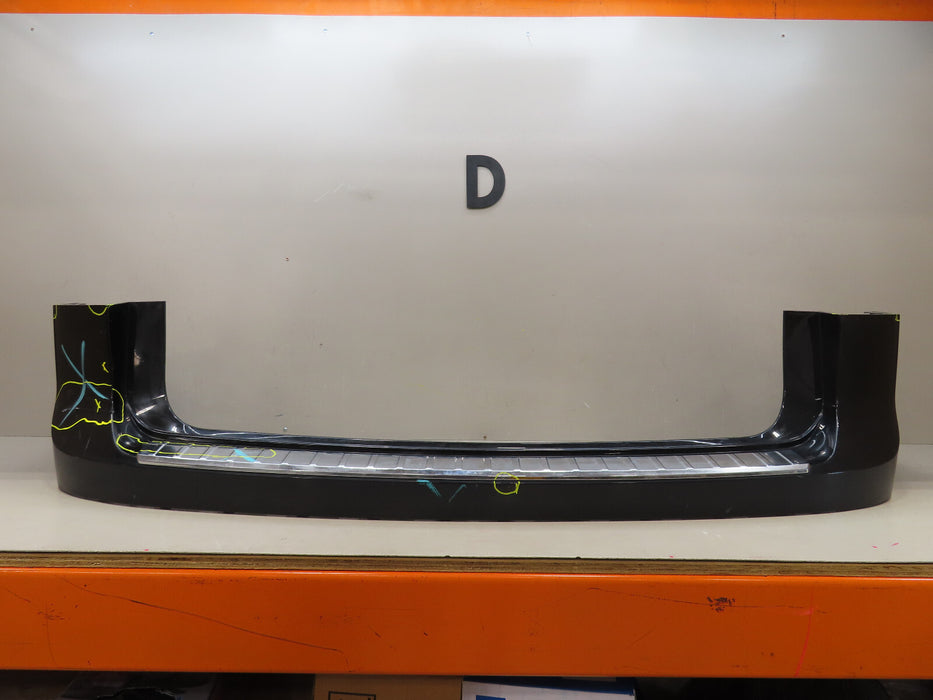 2018-2020 VOLKSWAGEN ATLAS REAR BUMPER COVER OEM 3CN807421