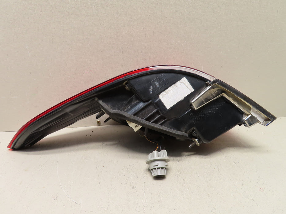 2018 2019 HYUNDAI SONATA LEFT REAR DRIVERS OUTER SIDE LH TAIL LIGHT LAMP OEM