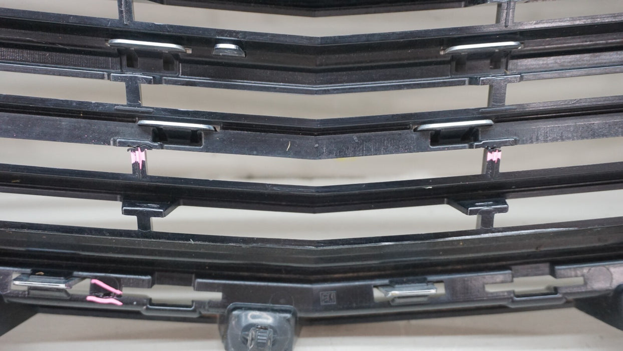 2017-2019 CADILLAC XT5 FRONT UPPER MAIN GRILLE OEM 84107964  17 18 19