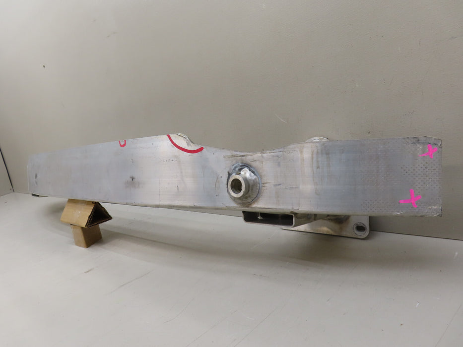 2014-2018 JEEP CHEROKEE REAR REINFORCEMENT IMPACT BAR OEM