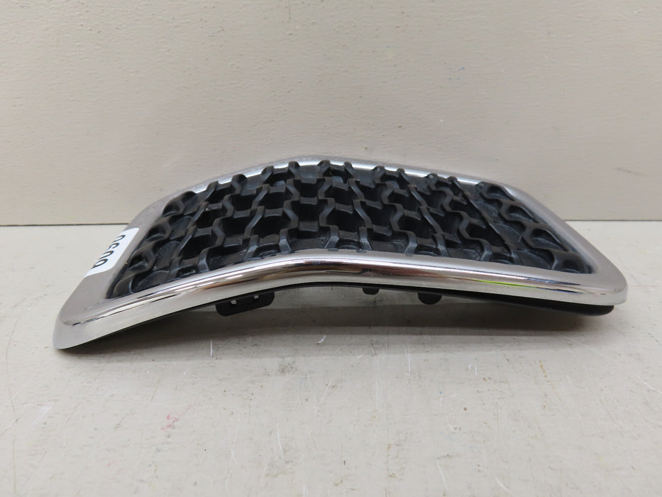 2019-2020 Jeep Cherokee Front HOOD Grille Insert #4 OEM 68323775AB-5