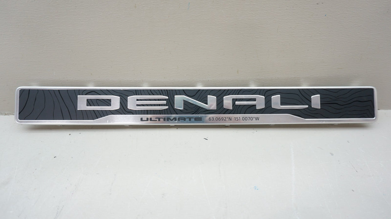 2021-2025 GMC YUKON DENALI DOOR SILL PLATES PACKAGE OEM *NEW*