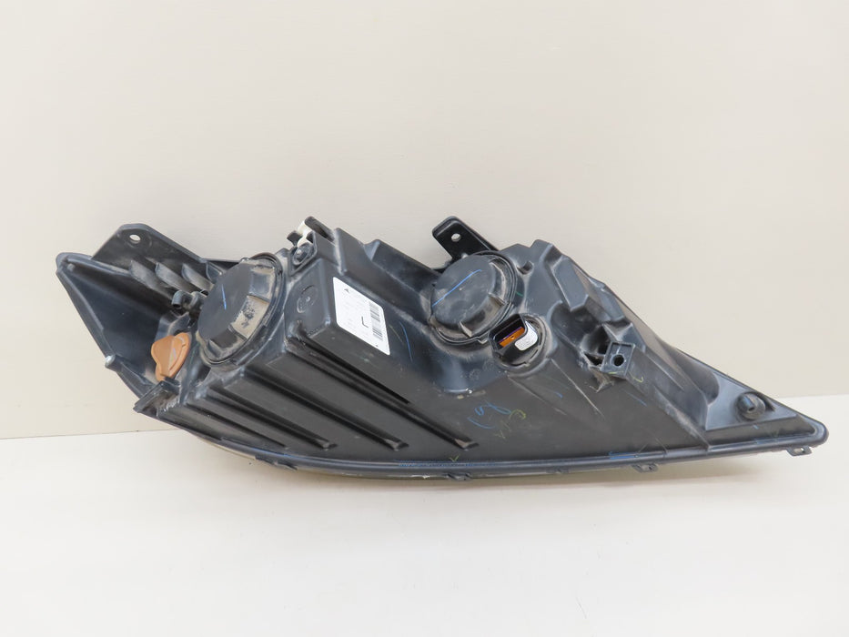 2011-2013 KIA SORENTO FRONT LEFT DRIVER HEADLIGHT HALOGEN OEM 92101-1U200 9359