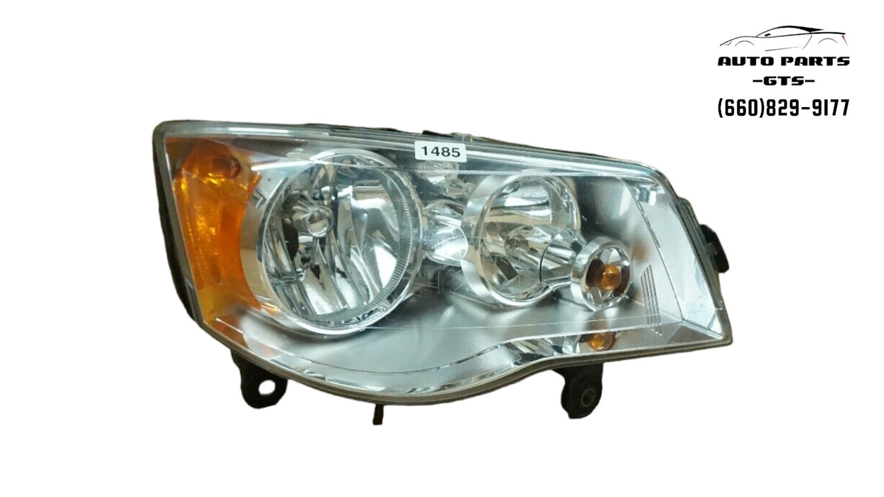 2008-2016 CHRYSLER TOWN AND COUNTRY RIGHT PASSENGER SIDE HALOGEN HEADLIGHT OEM