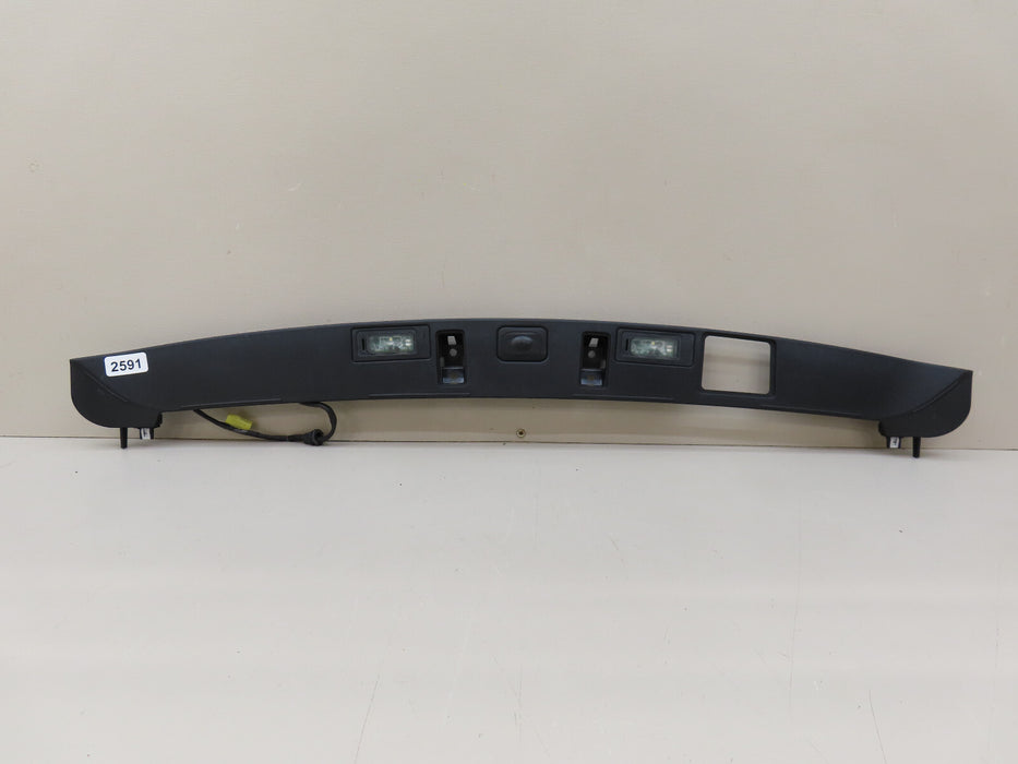 2018-2023 LAND ROVER RANGE ROVER VELAR L560 REAR TAIL GATE HANDLE TRIM OEM