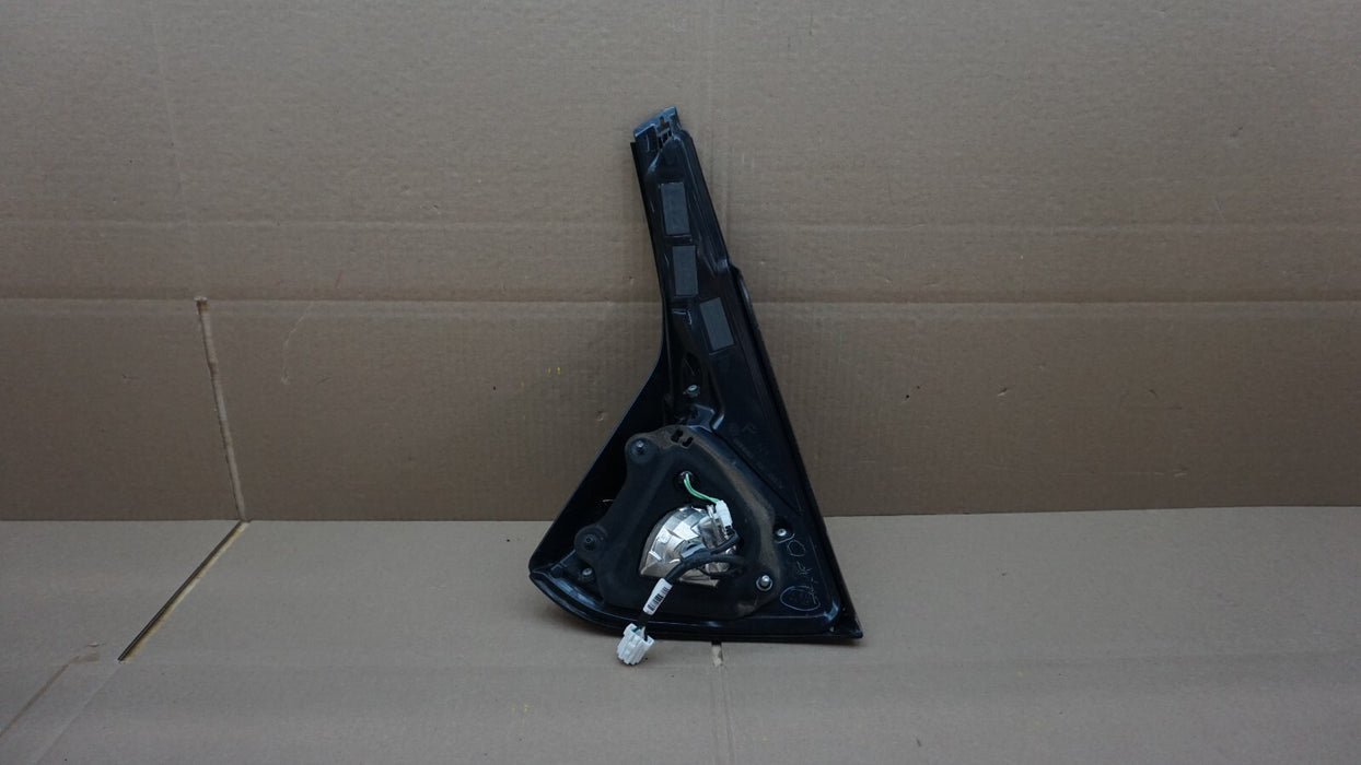 2015-2018 NISSAN MURANO REAR RIGHT PASSENGERS SIDE TRUNNK TAI LIGHT OEM