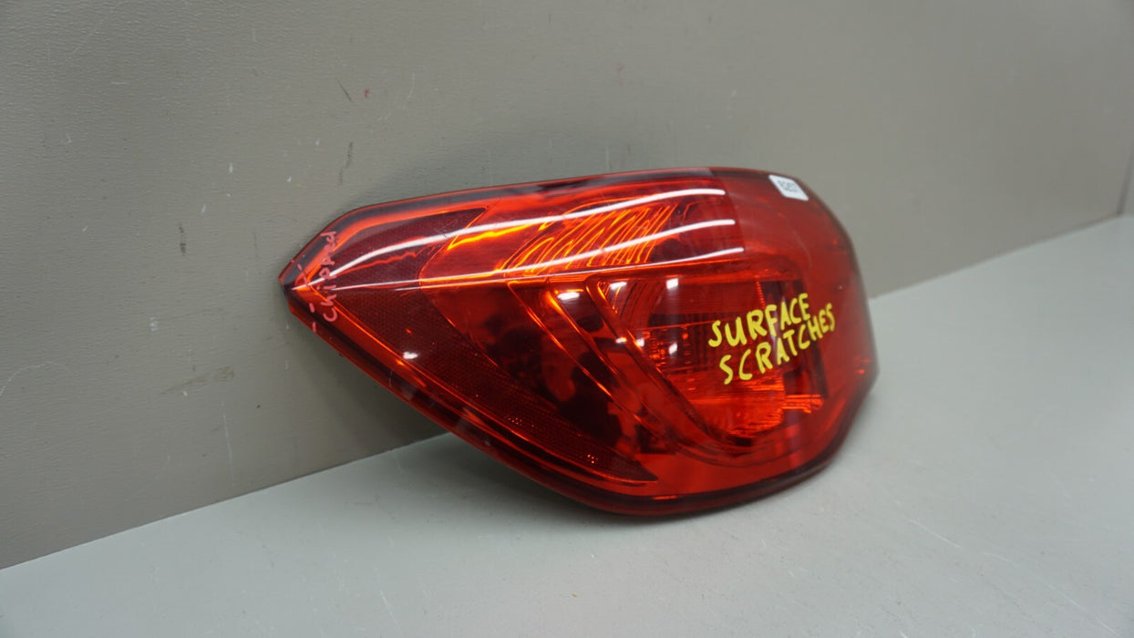 2011-2013 KIA FORTE REAR RIGHT DRIVERS SIDE TAIL LIGHT OEM 11 12 13
