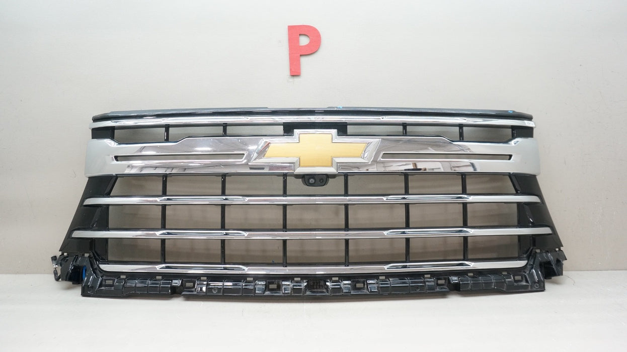 2024-2025 CHEVROLET SILVERADO 2500 3500 HD FRONT BUMPER GRILLE OEM
