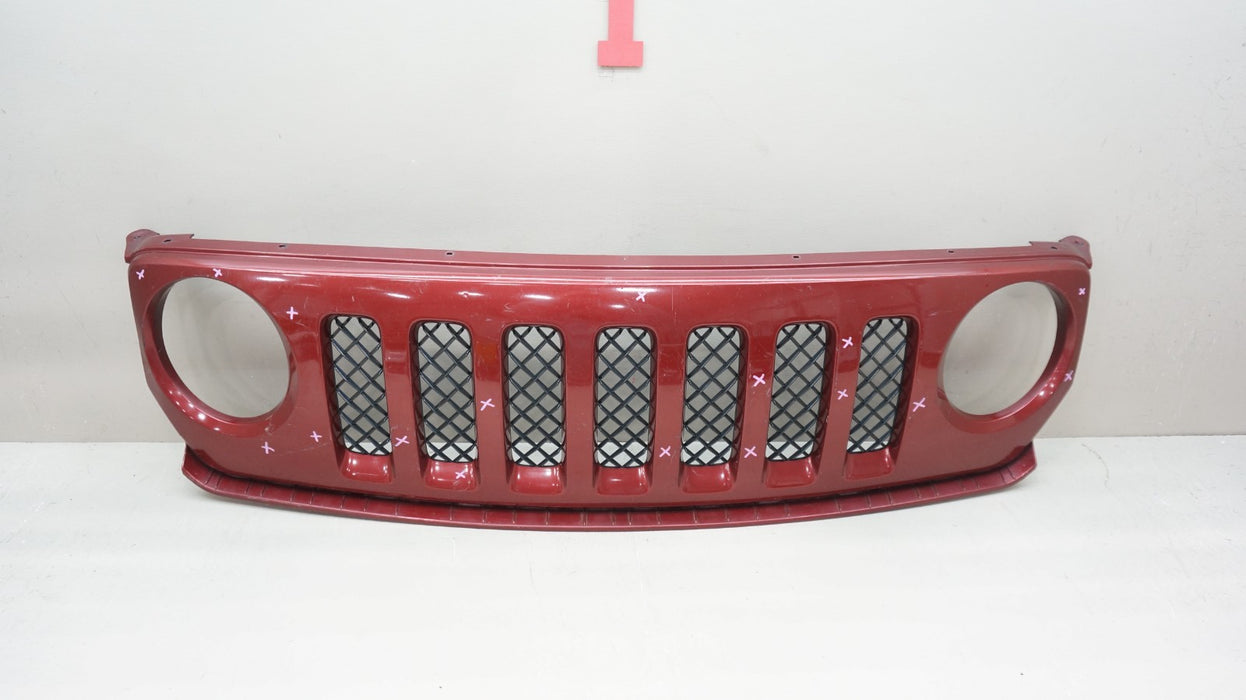 2011-2017 JEEP PATRIOT FRONT RADIATOR GRILLE GRILL 741350BS2AA OEM