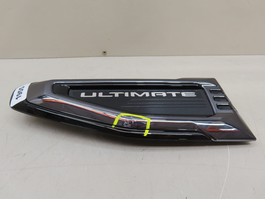 GENUINE GM FRONT LEFT DRIVER SIDE FENDER VENT OEM
