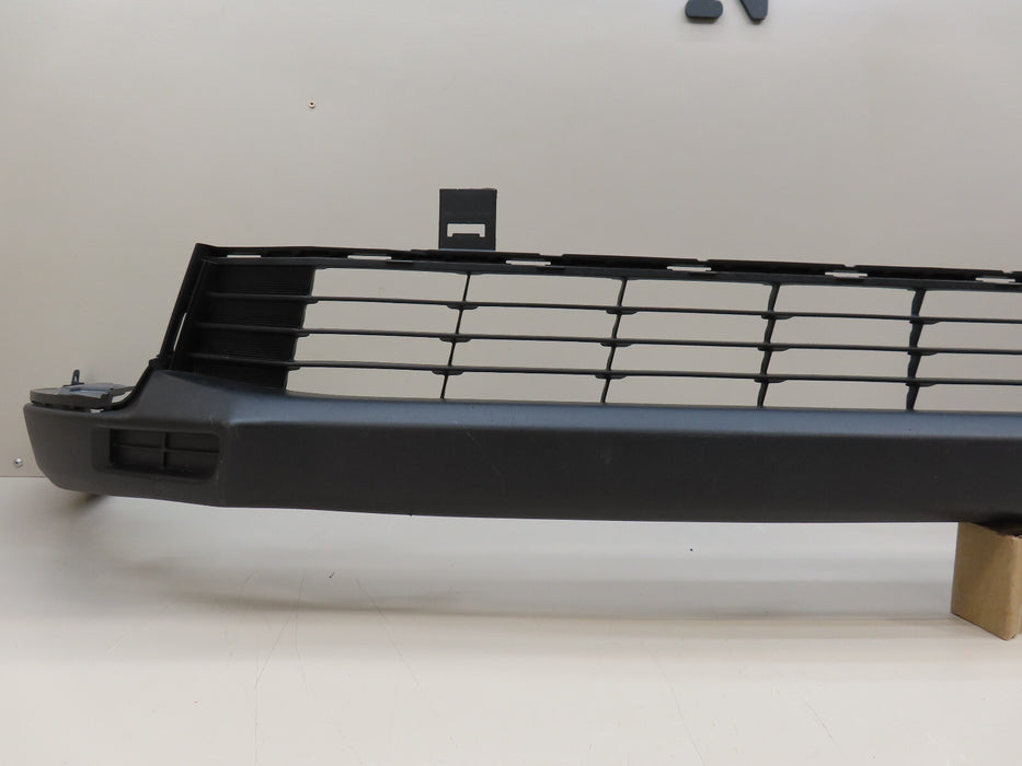 2017-2019 TOYOTA HIGHLANDER FRONT LOWER BUMPER COVER VALANCE OEM 52129-0E030