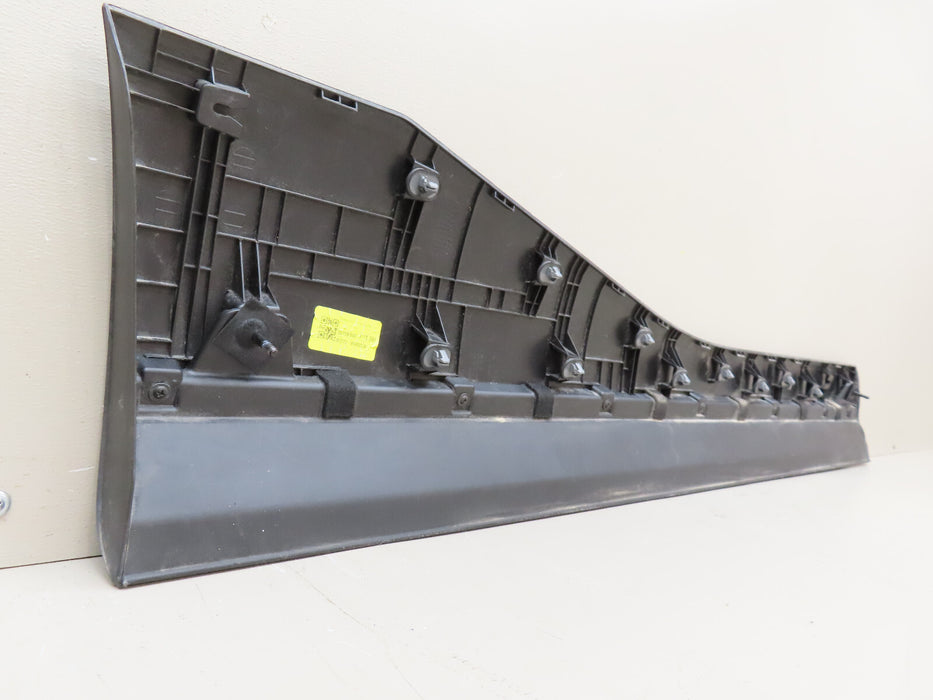 2022-2024 HYUNDAI SANTA CRUZ FRONT RIGHT PASSENGER SIDE DOOR LOWER MOLDING OEM