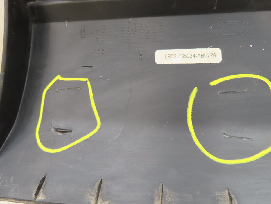2020 2021 FORD EXPLORER REAR RIGHT PASSENGER LOWER DOOR MOLDING OEM