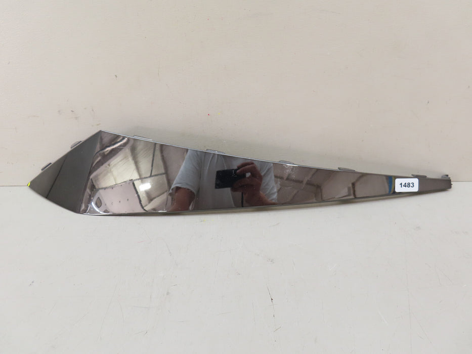 2021-2023 HYUNDAI ELANTRA  FRONT RIGHT PASSENGER SIDE BUMPER TRIM MOLDING OEM
