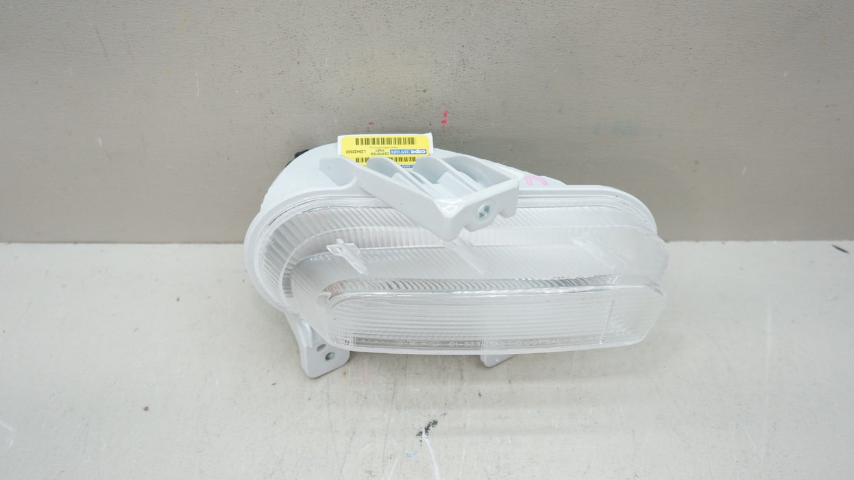 2019-2023 JEEP RENEGADE FRONT RIGHT PASSENGER SIDE TURN SIGNAL LIGHT AFTERMARKET