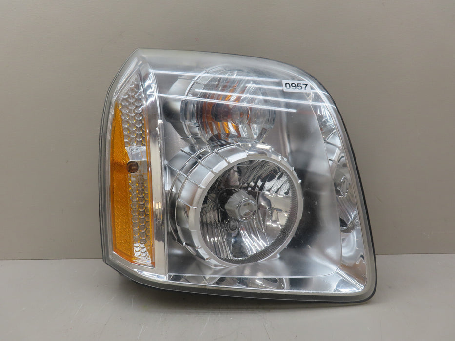 2007-2012 GMC YUKON FRONT RIGHT PASSENGER HEADLIGHT OEM