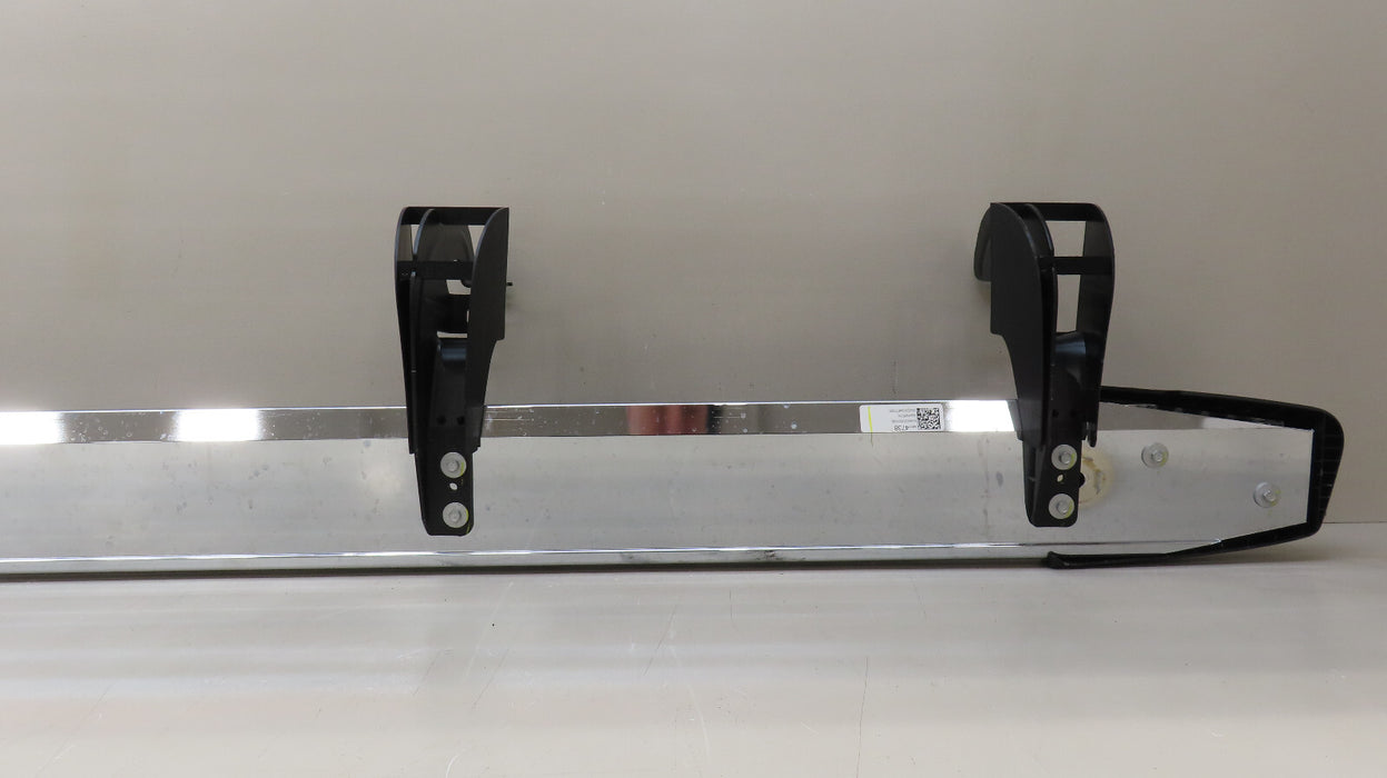 2020-2024 CHEVROLET /GMC  1500 FRONT LEFT RUNNING BOARD ROCKER PANEL OEM