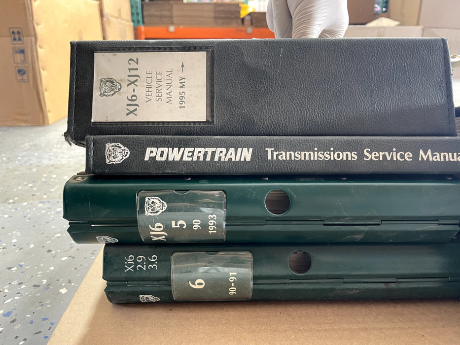RARE* 48 TOTAL SERVICE BOOK MANUAL LOT ENGINE TRANSMISSION JAGUAR XJ6-XJ12 AJ1