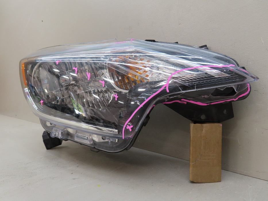 2017-2019 NISSAN VERSA FRONT RIGHT PASSENGER HEADLIGHT HALOGEN OEM 26010-9ME0A