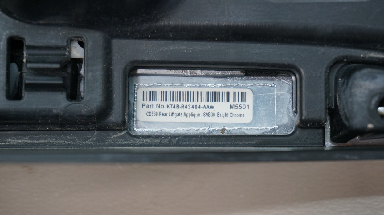 2019-2020 FORD EDGE REAR LIFTGATE FINISH PANEL MOLDING W/ CAMERA OEM KT4B-R43404