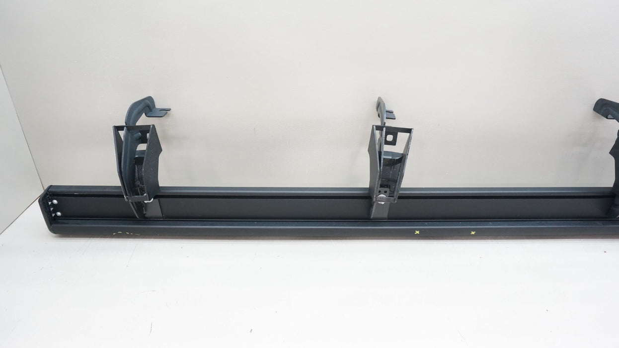 2020-2025 CHEVROLET SILVERADO / GMC SIERRA 2500 3500 RIGHT RUNNING BOARD OEM