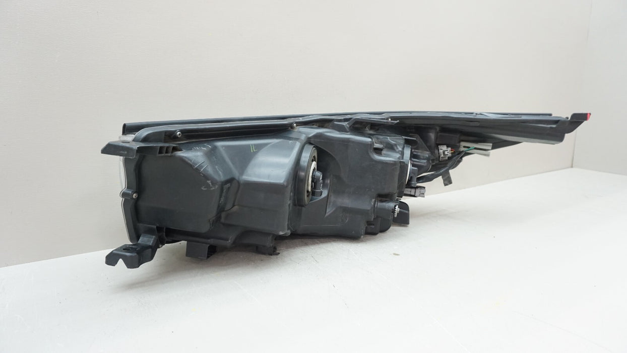 2014-2016 TOYOTA HIGHLANDER RH RIGHT PASSENGER SIDE HALOGEN HEADLIGHT OEM
