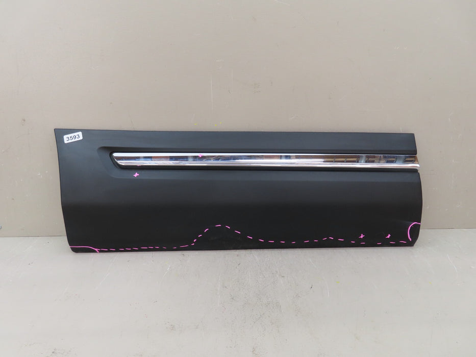 2016-2019 FORD EXPLORER FRONT RIGHT PASSENGER SIDE LOWER DOOR MOLDING OEM
