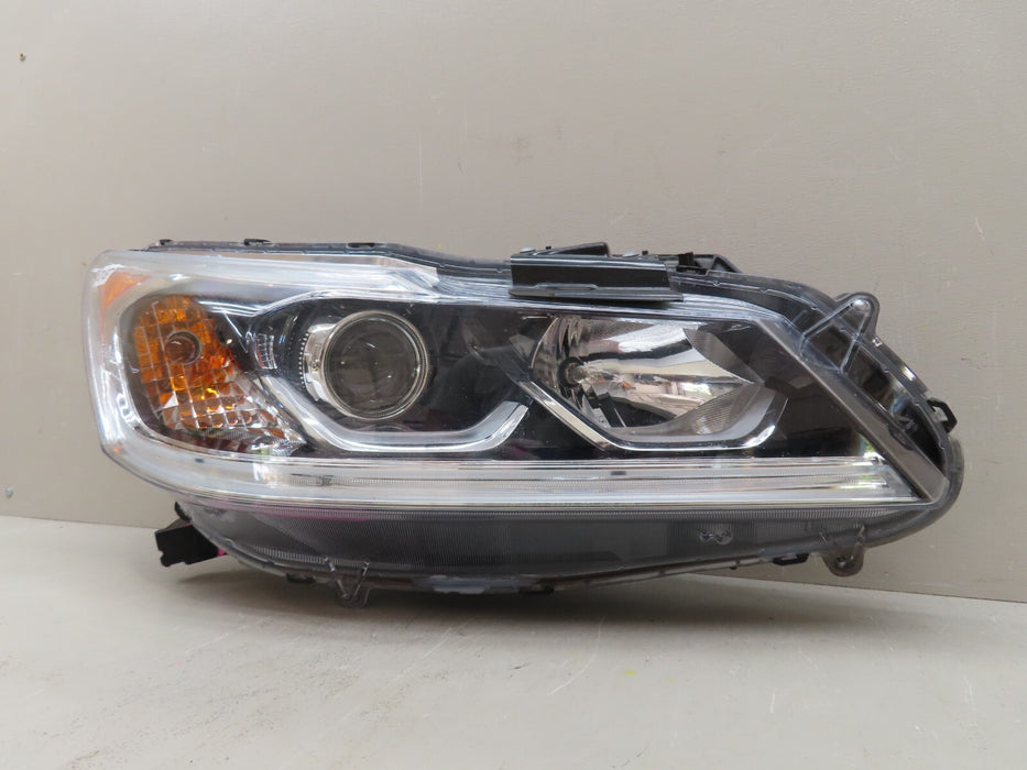 2016 2017 HONDA ACCORD SEDAN FRONT RIGHT PASSENGER SIDE HEADLIGHT HALOGEN OEM