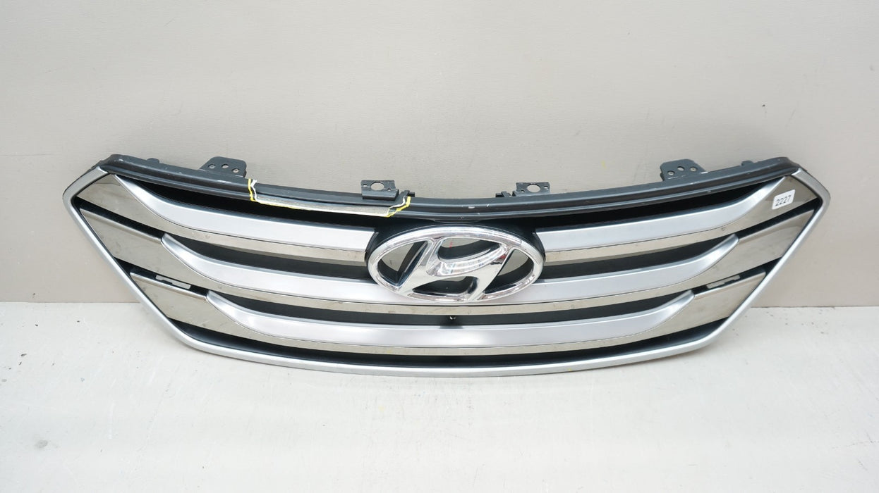 2013-2015 HYUNDAI SANTA FE FRONT BUMPER RADIATOR GRILLE OEM 86351-2W000