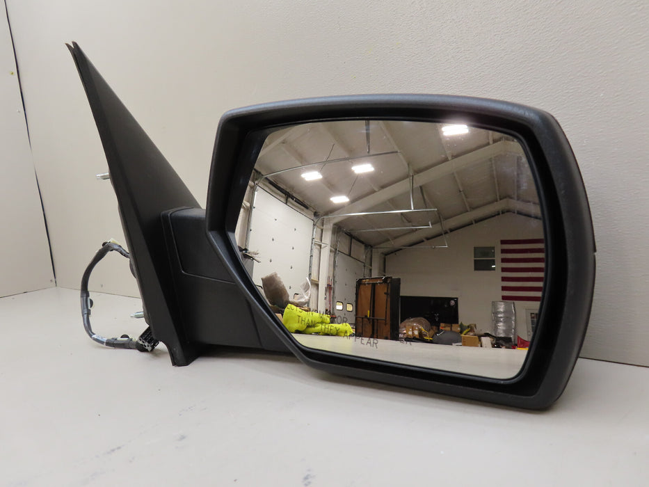 2014-2018 CHEVROLET/GMC SIERRA SILVERADO 1500 FRONT RIGHT PASSENGER MIRROR OEM