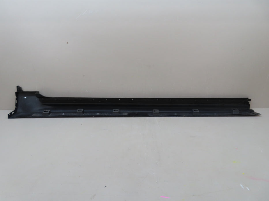 2016-2018 VOLVO XC90 RIGHT SIDE ROCKER SKIRT MOLDING COVER PANEL OEM 31395884