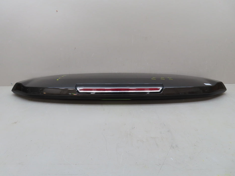 2015-2020 GMC YUKON REAR TAILGATE LIFTGATE SPOILER W/ THIRD LIGHT OEM 84554769