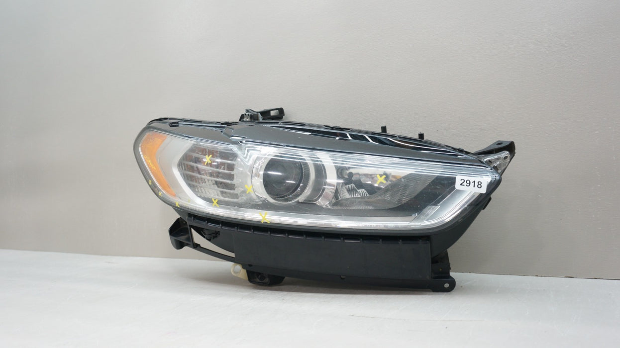 2013-2016 FORD FUSION FRONT RIGHT SIDE HALOGEN HEADLIGHT OEM DS73-13W029-CD