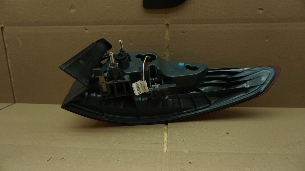 2013-2016 FORD FUSION LEFT DRIVER SIDE TAIL LIGHT LED OEM DS73-13405-AK