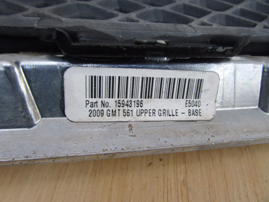 09 10 11 12 CHEVROLET TRAVERSE FRONT UPPER GRILLE GRILL OEM