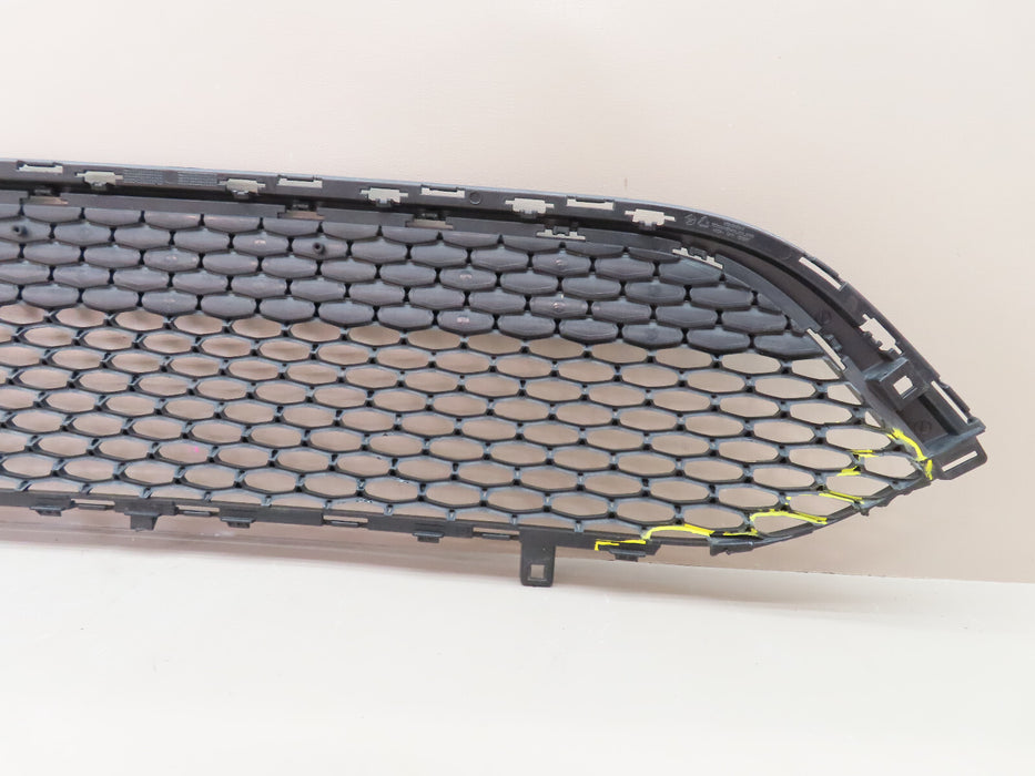 2017-2019 CHRYSLER PACIFICA FRONT LOWER GRILLE GRILL OEM 68243498AA