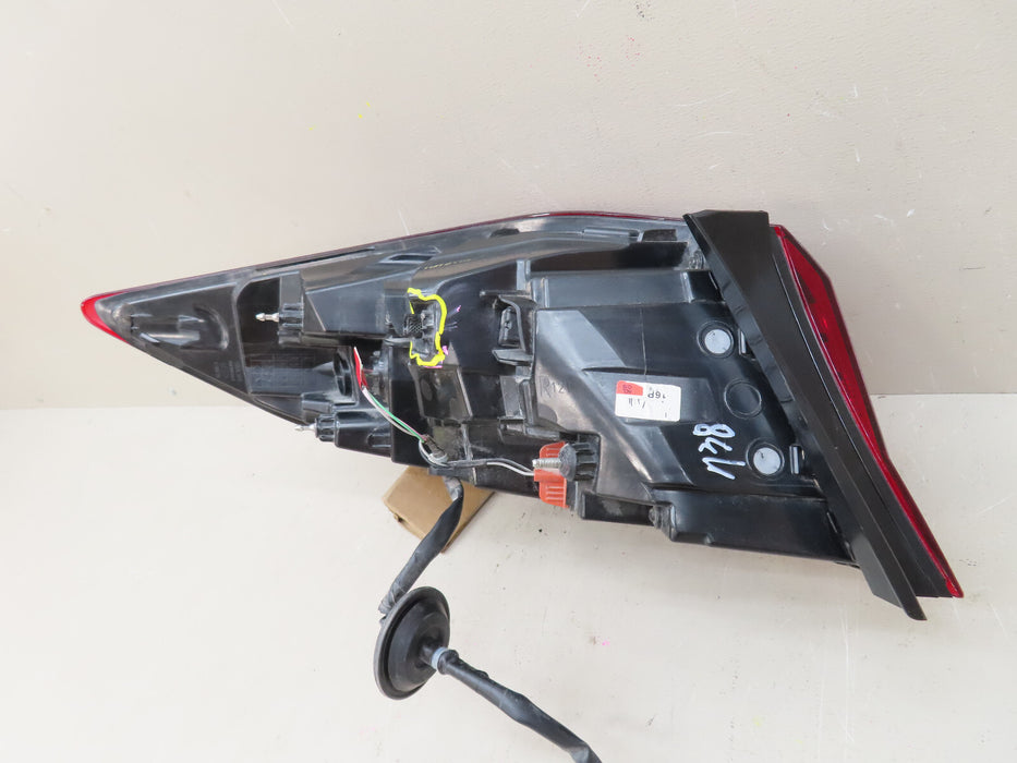 2019 2020 HYUNDAI ELANTRA REAR RIGHT TAIL LIGHT LAMP HALOGEN OEM