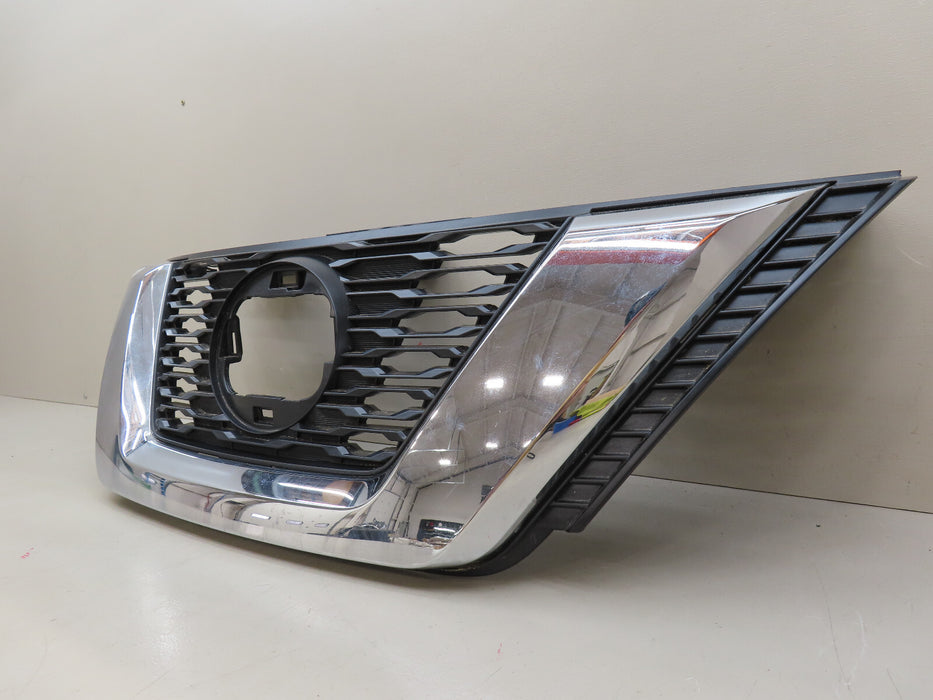 2017-2020 NISSAN ROGUE FRONT RADIATOR GRILL GRILLE OEM