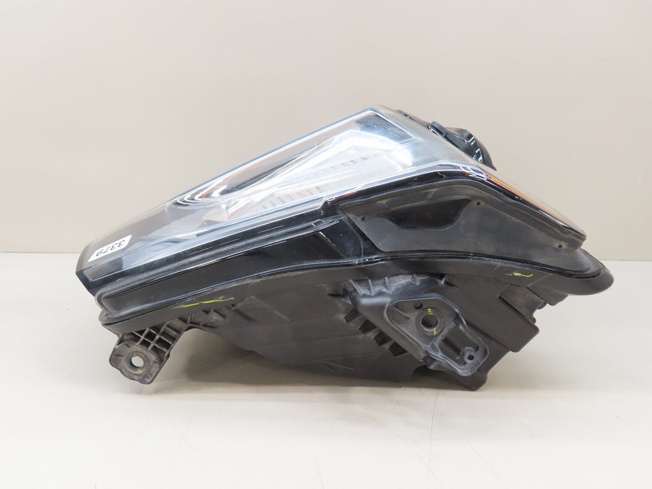 2024 2025 CHEVROLET SILVERADO 2500 3500 FRONT RIGHT PASSENGER HEADLIGHT OEM 3379
