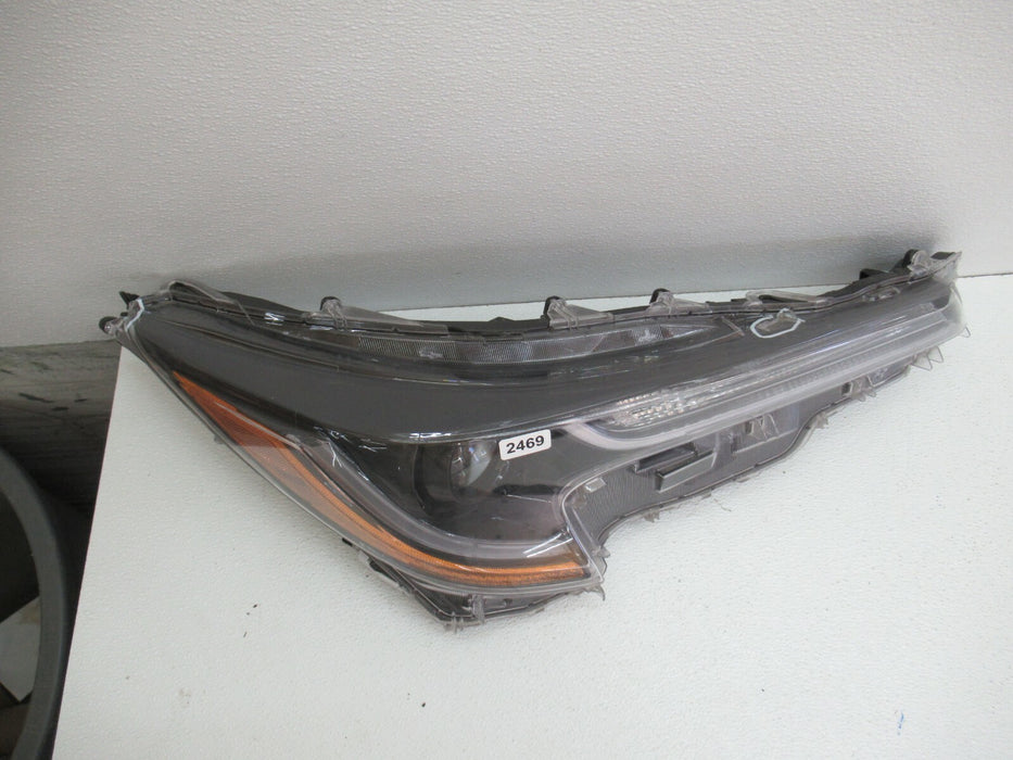 2020 - 2021 TOYOTA COROLLA FRONT RIGHT PASSENGER SIDE HEADLIGHT HEADLAMP OEM