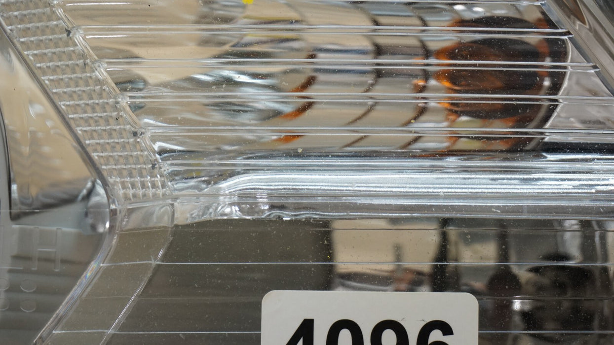 2017-2019 FORD ESCAPE FRONT LEFT DRIVERS SIDE FOG LIGHT HALOGEN OEM 17 18 19