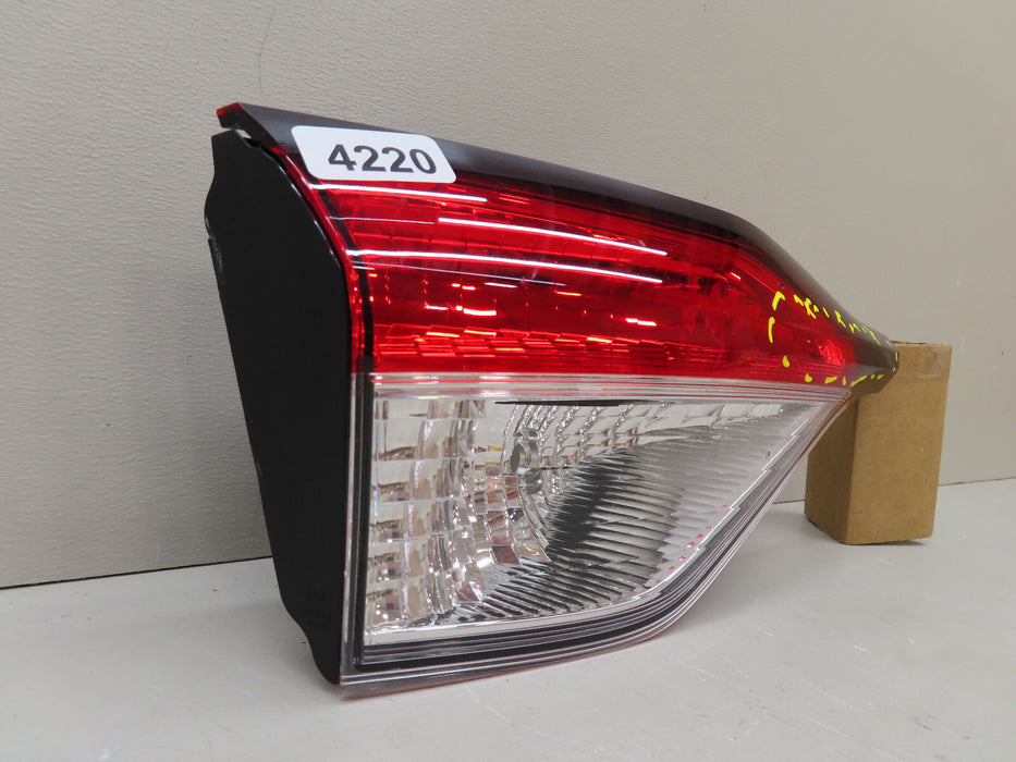 2020 2021 2022 TOYOTA COROLLA REAR LEFT DRIVER SIDE TAIL LIGHT INNER OEM
