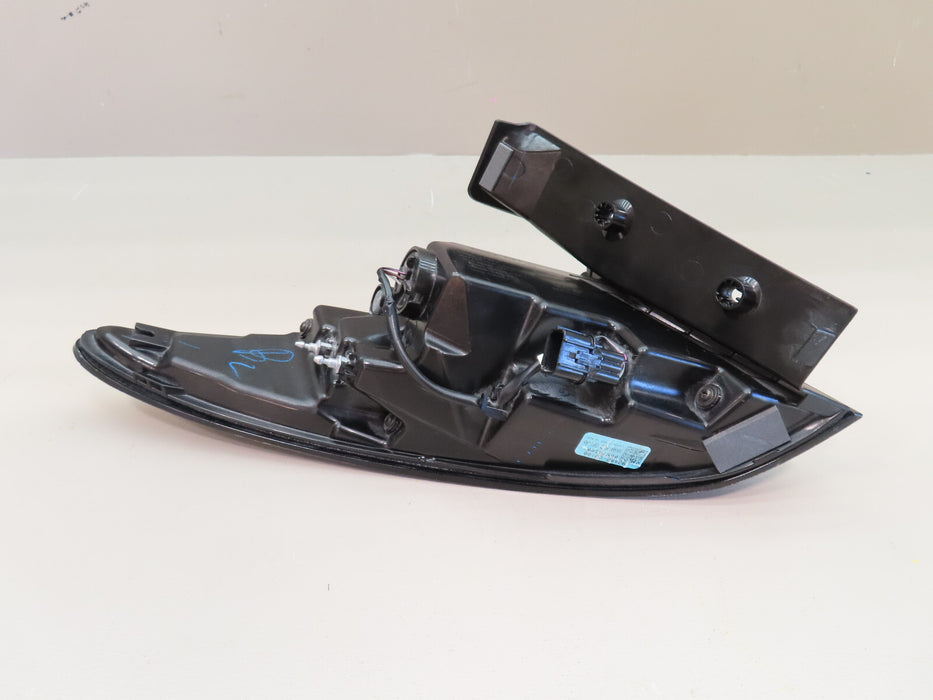2022 2023 HYUNDAI TUCSON REAR RIGHT PASSENGER TAIL LIGHT LED OUTER OEM