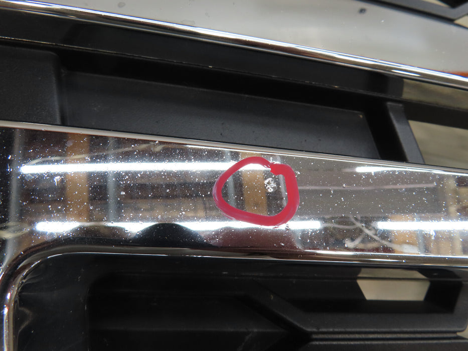 2015-2020 CHEVROLET TAHOE-SUBURBAN FRONT RADIATOR GRILLE GRILL OEM 23440914