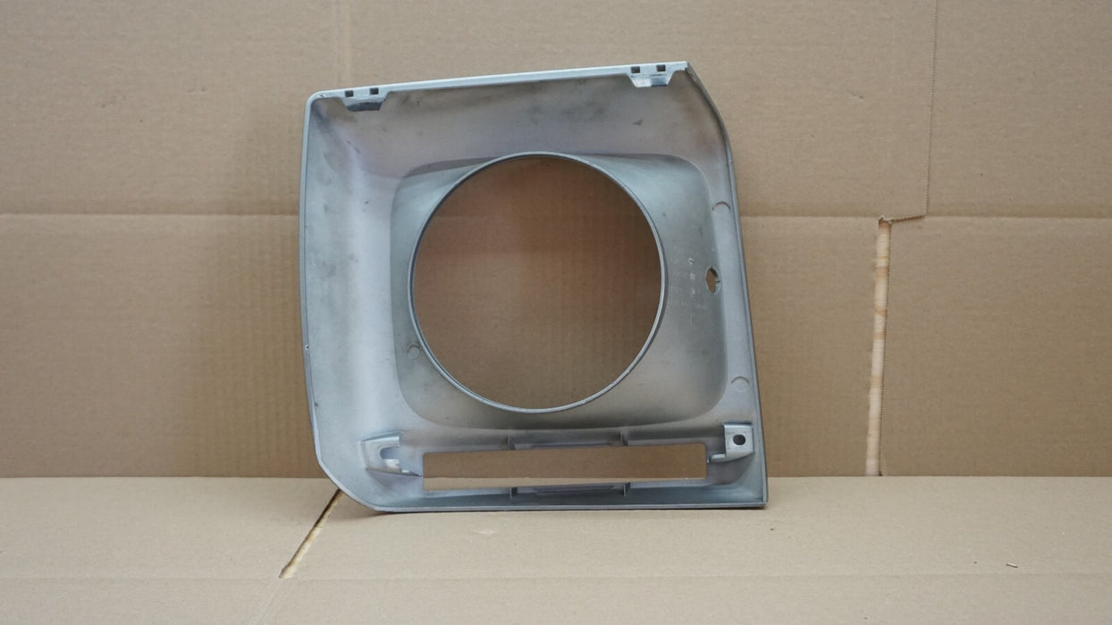 2016-2018 MERCEDES G500 G550 G63 G65 LEFT DRIVERS SIDE HEADLIGHT MOLDING OEM