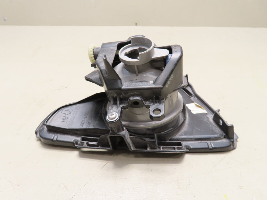 2016-2018 TOYOTA RAV4 FRONT RIGHT FOG LIGHT LAMP W/ BEZEL COVER OEM 52127-42160