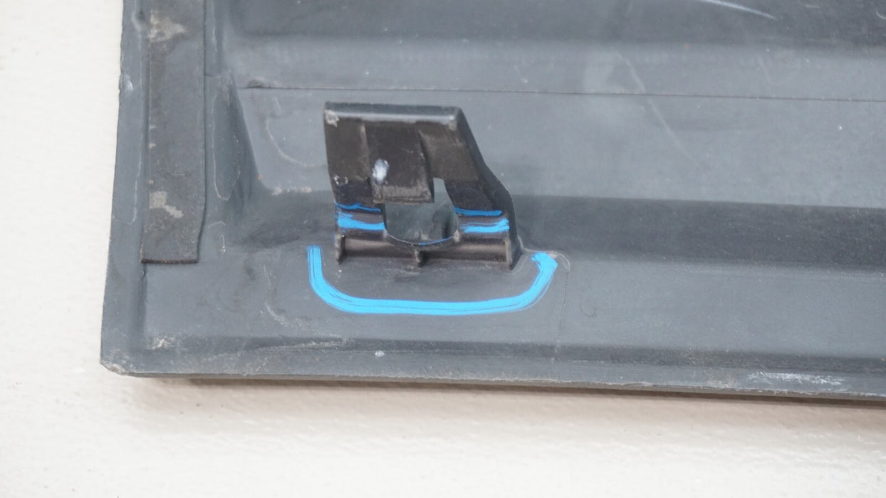 2015-2020 CHEVROLET TAHOE GMC YUKON REAR BUMPER STEP PLATE COVER OEM 29936468