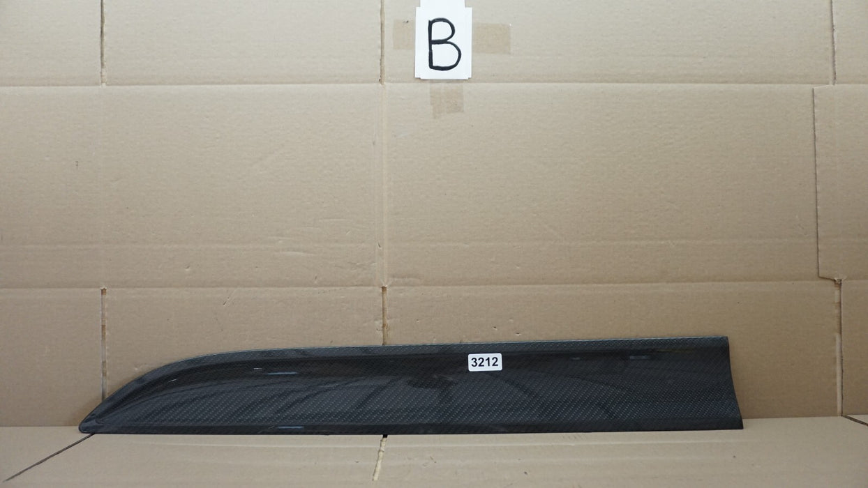 2015-2019 PORSCHE MACAN FRONT LEFT DRIVER SIDE LOWER DOOR MOLDING TRIM OEM